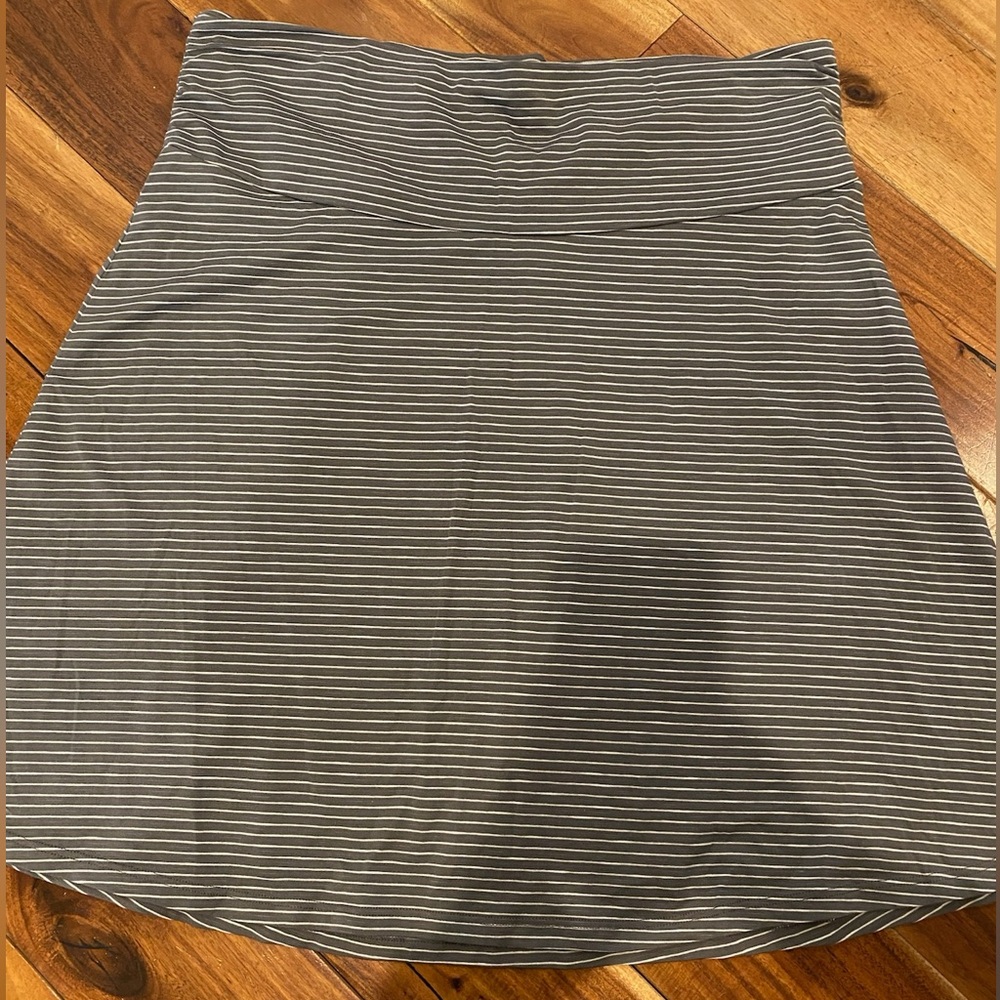 NEW Toad&Co Organic Cotton Gray and White Striped Women's Skirt Size XL